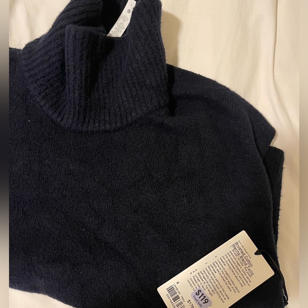 NWT Lululemon Navy Blue Tunic
